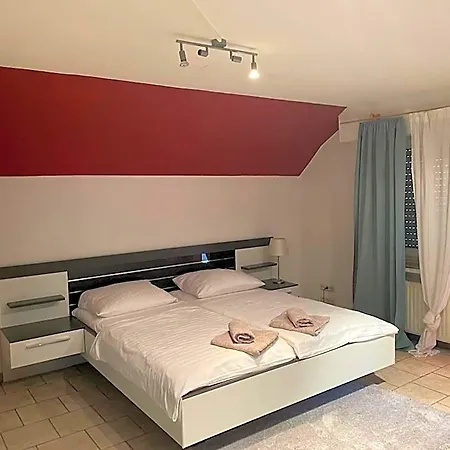 Hotel Specht 2*